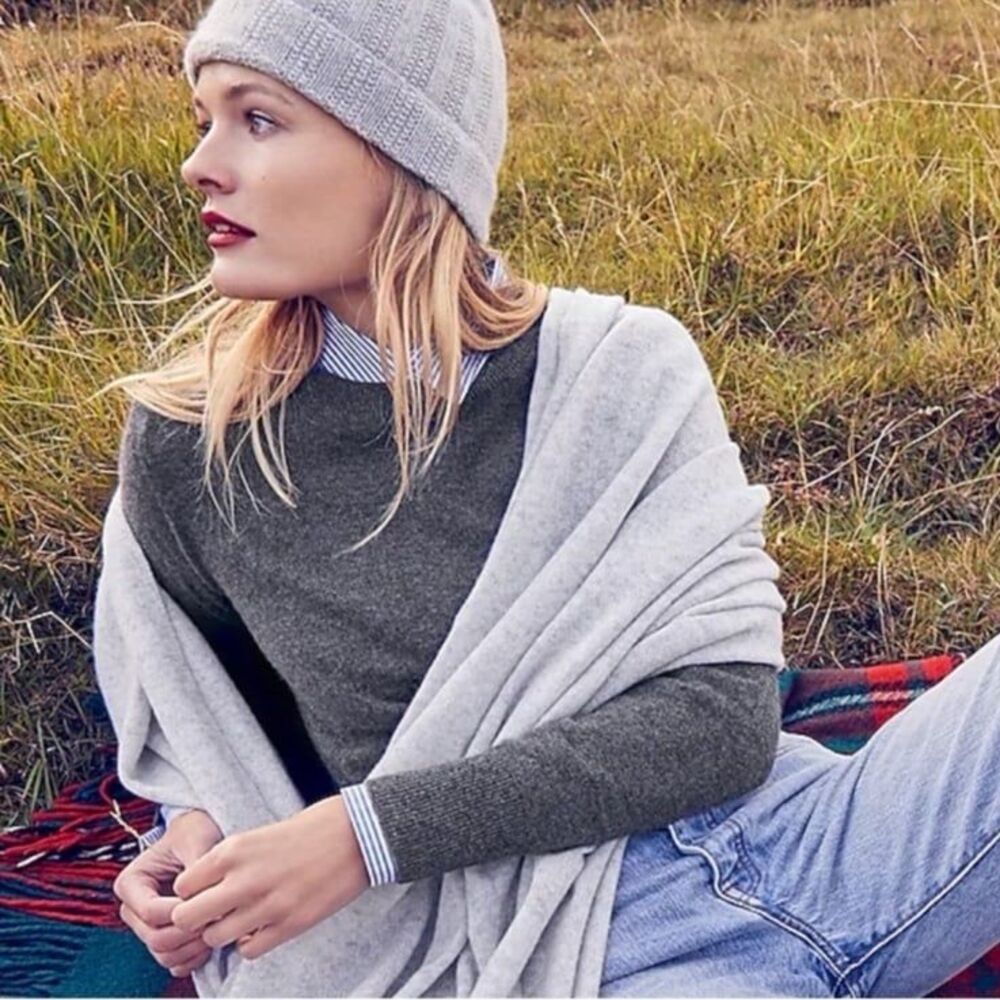 Calypso St. Barth Cushy Cashmere Blanket Scarf in Grey